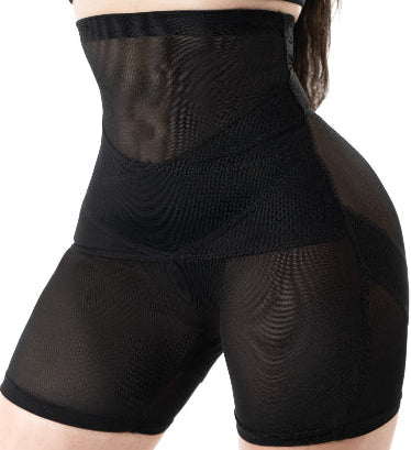 ShapeBoost Invisible Panty — control de abdomen y cintura sin líneas visibles.