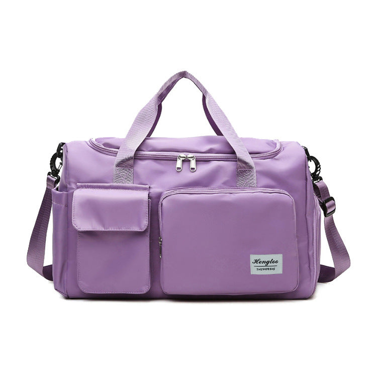 Aura Sport Bag: estilo y resistencia en un solo bolso.